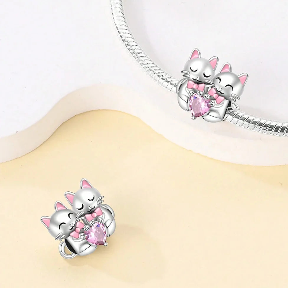 Charm Gatitos y Corazon Rosa