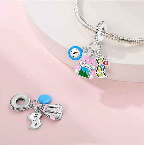 Charm Explorador