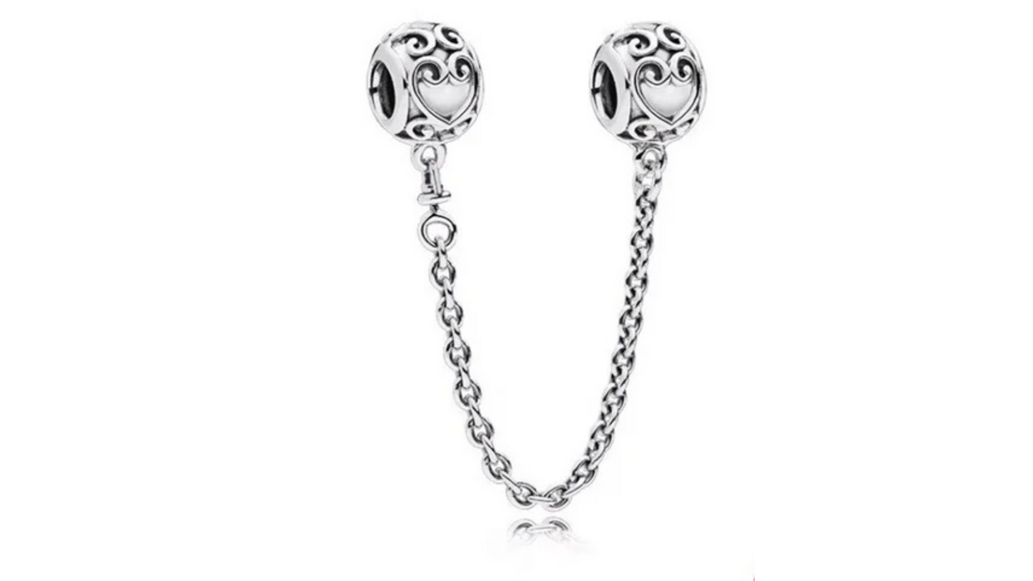 Cadena de Seguridad Corazones Elegantes
