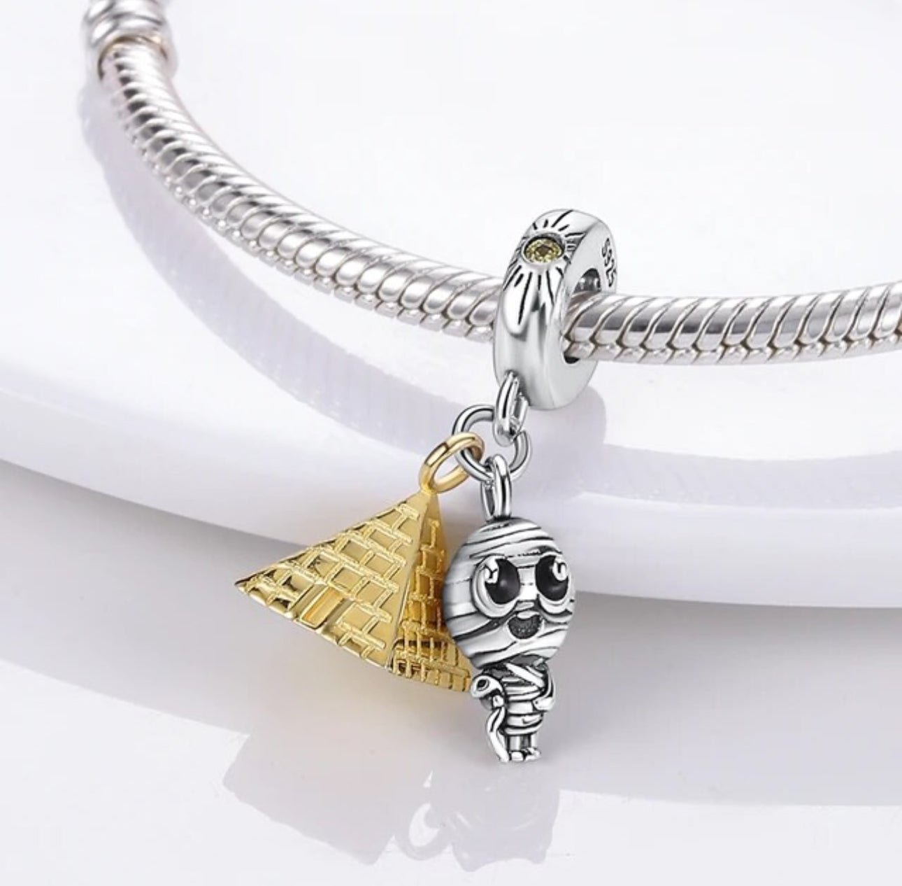 Charm Momia Egipcia