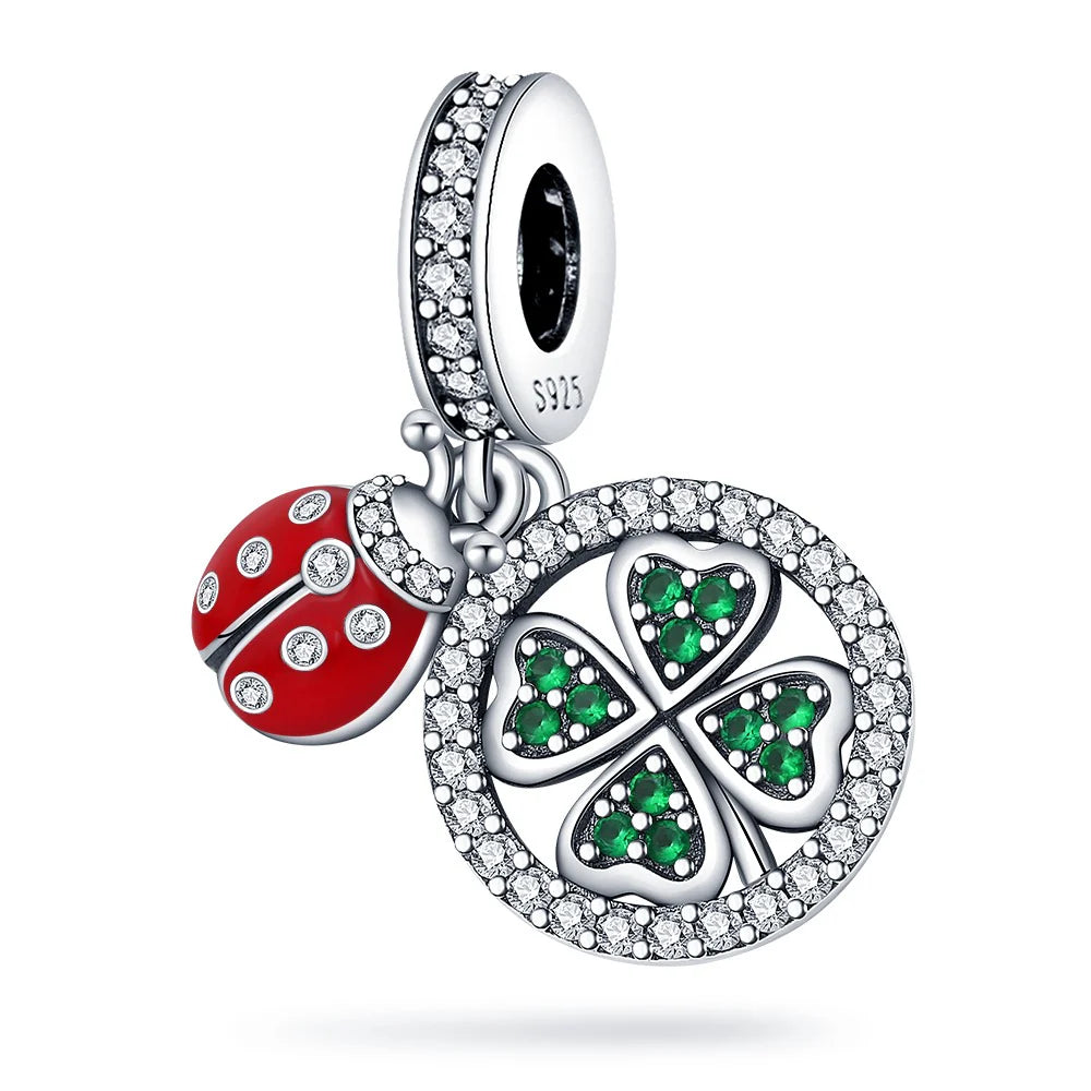 Charm trebol de 4 Hojas y Mariquita