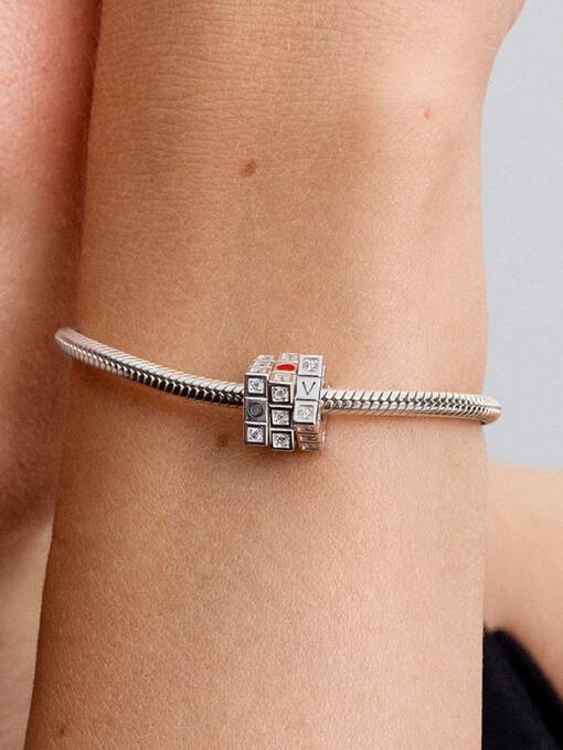 Charm Cubo de juguete móvil