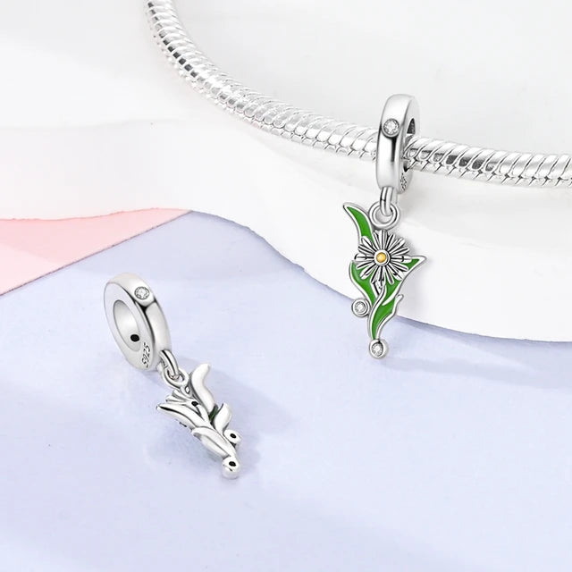 Charm Flor Plata y Hojas Verdes
