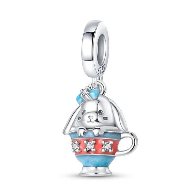 Charm Conejito en Taza Azul