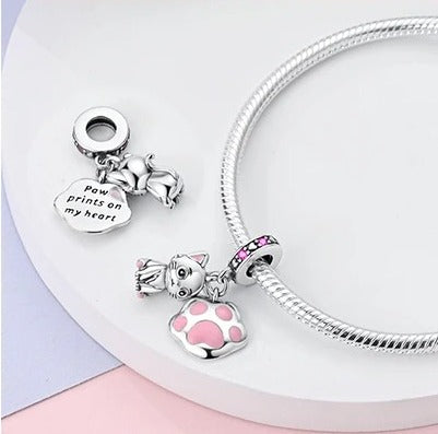 Charm Gatito y Huella Rosa