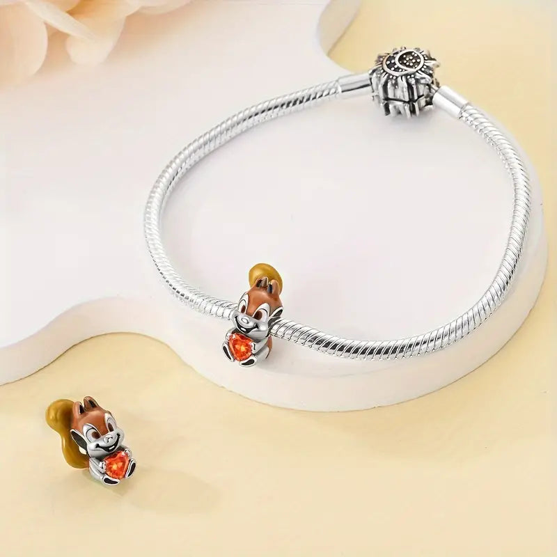 Charm Ardilla y Corazon Naranja
