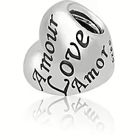 Charm Corazon "Amour, Amor, Love"