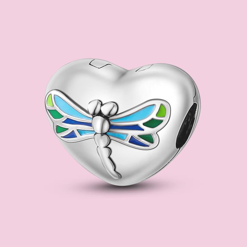 Charm Libelula Corazon
