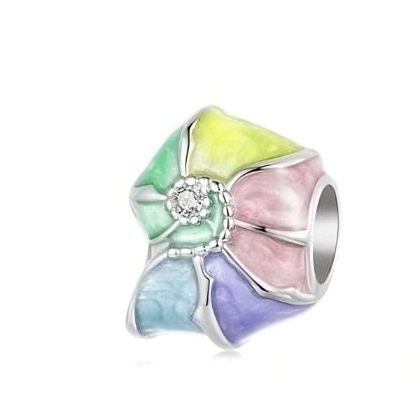 Charm Concha de Mar Colorida con Diamantes