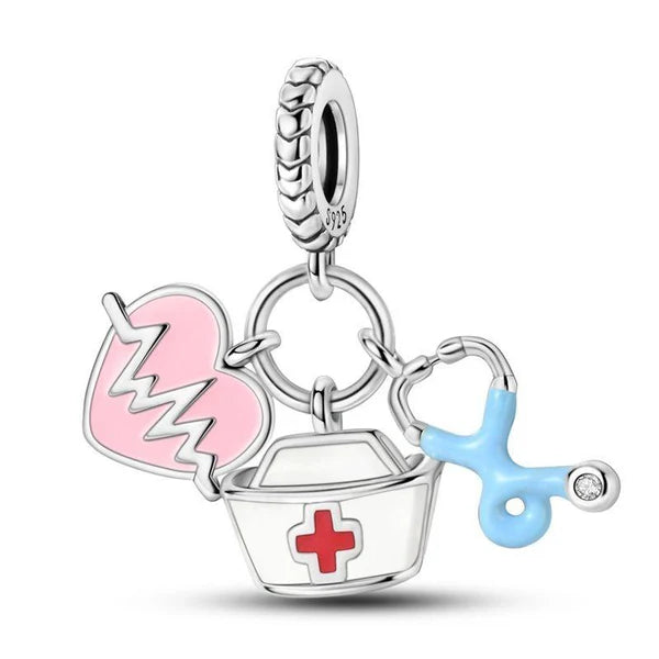 Charm Corazon de Medico y Estetoscopio