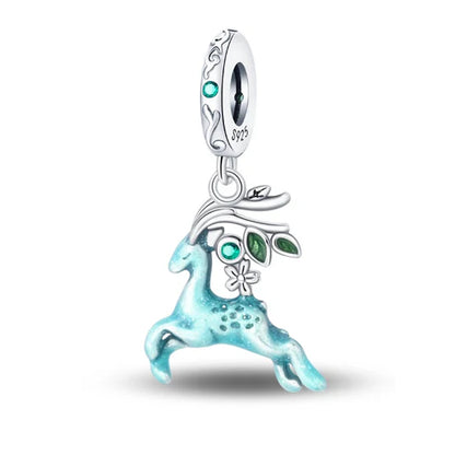 Charm Venado de Bosque Esmeralda