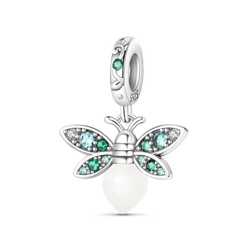Charm Luciernaga del Bosque