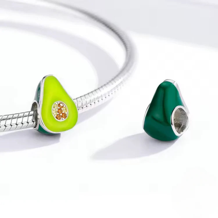 Charm Aguacate Semilla Brillante