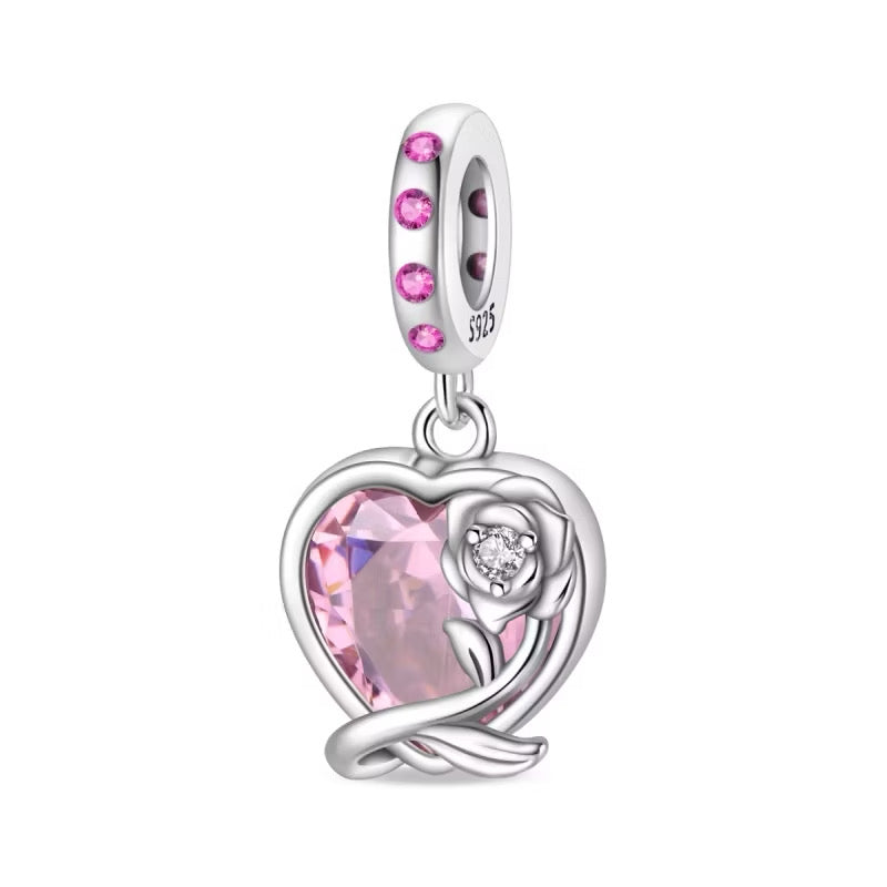 Charm Corazón Rosado con Rosa Delicada