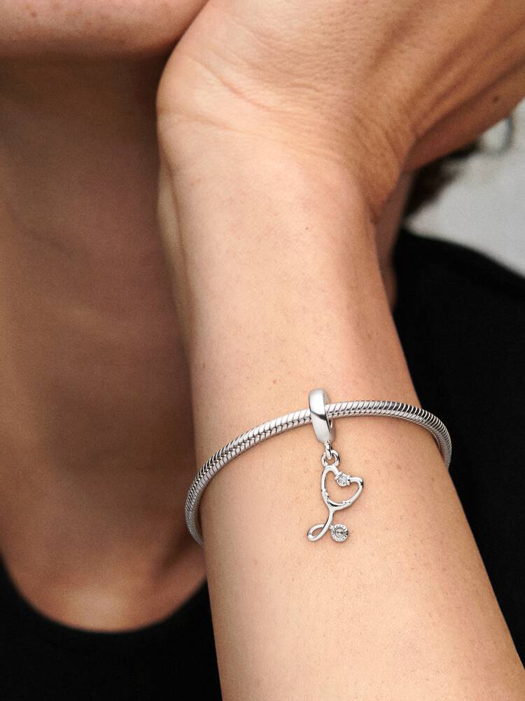 Charm colgante Corazón Estetoscopio