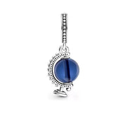 Charm Globo Terráqueo Azul y Diamantes