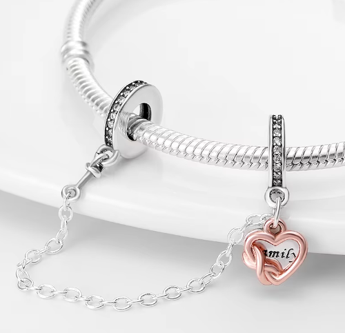 Cadena de Seguridad Corazón Infinito
