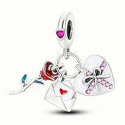 Charm Rosa ,Amor y Regalos