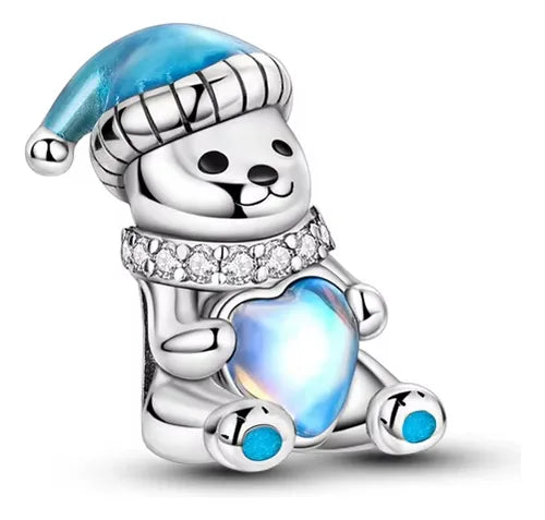 Charm Oso Polar Con Gorro y Corazon Azul
