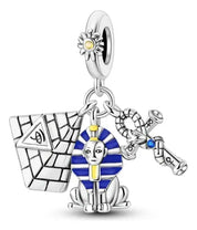 Charm Pirámide, Esfinge de Giza y Cruz Egipcia