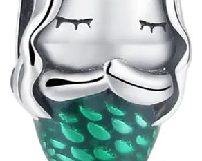 D_NQ_NP_732141-MLM54973835651_042023-O-regalo-charm-sirena-sirenita-plata-amor-corazon-compatible.webp