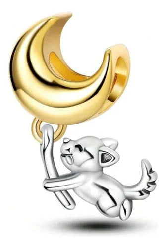 Charm Perrito con Luna Dorada