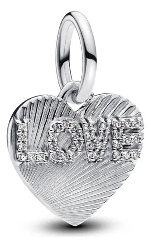 Charm Corazones "Love"