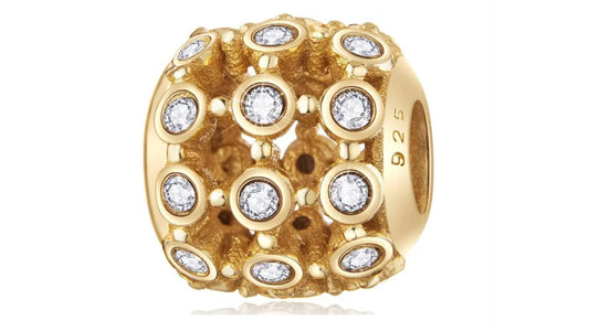 Charm Abalorio Dorado con Diamantes