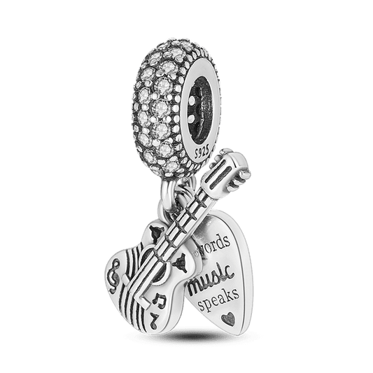 Charm Guitarra con Corazon