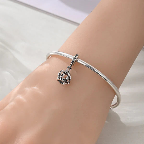 Charm Corona Plateada