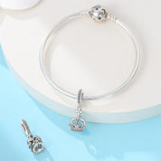 Charm Corona Plateada