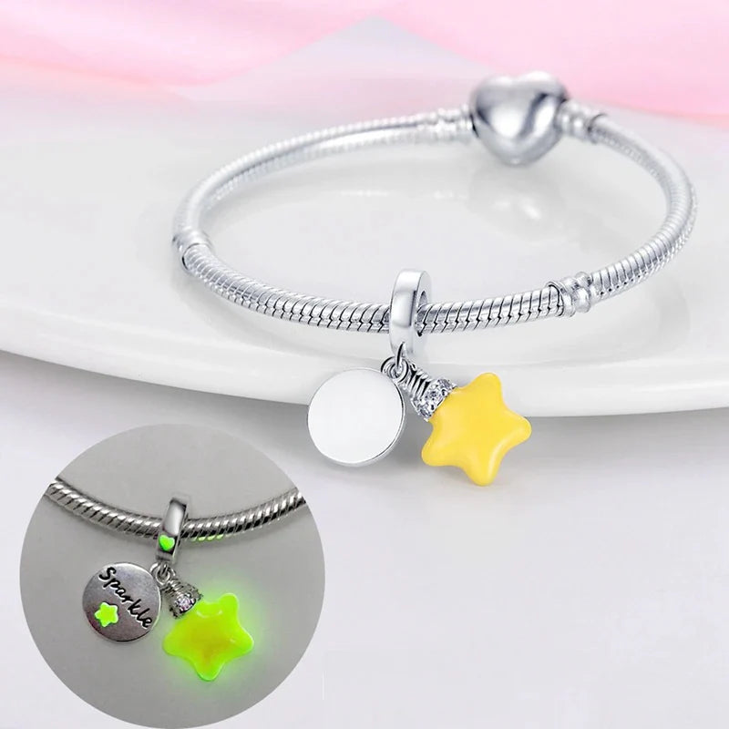 Charm Estrella Sparkle Fluorescente