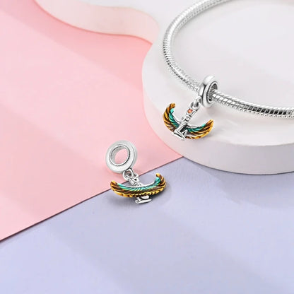 Charm Dios Egipcio con Alas