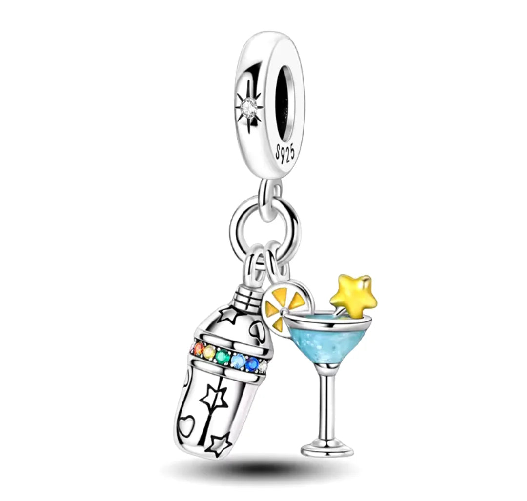 Charm Shaker y Bebida