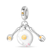 Charm Huevo Estrellado con Huellas de Mascotas