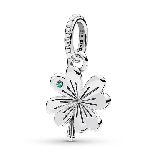 Charm Tr√©bol Plateado