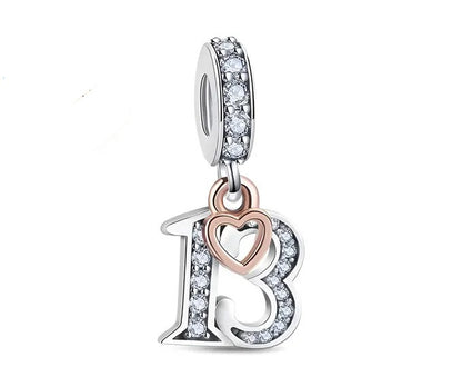 Charm de Numeros con Corazon