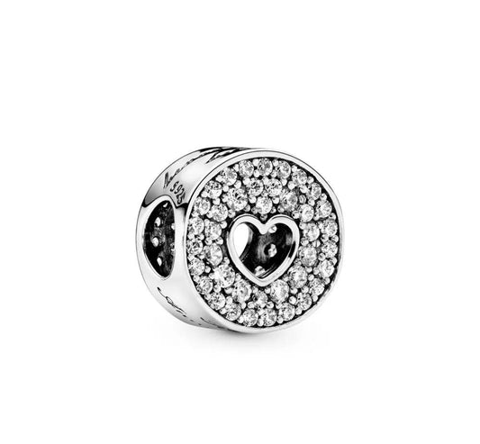 Charm Circulo y Corazon entre Diamantes