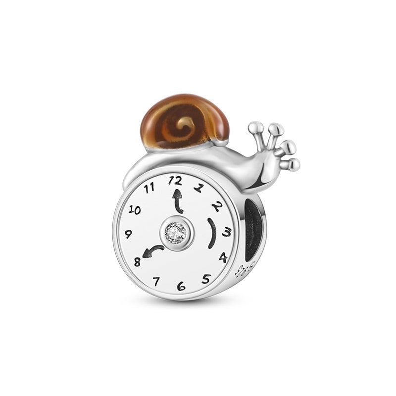 Charm "Caracol con Reloj"