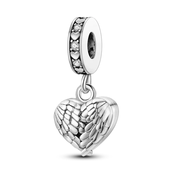 Charm Corazón con Alas