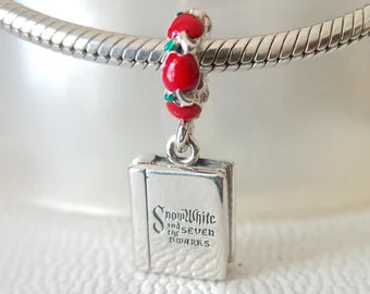 Charm Libro de Blanca Nieve
