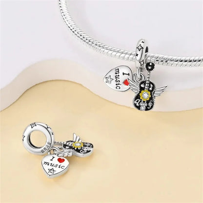 Charm Coraz√≥n y Guitarra "I Love Music"