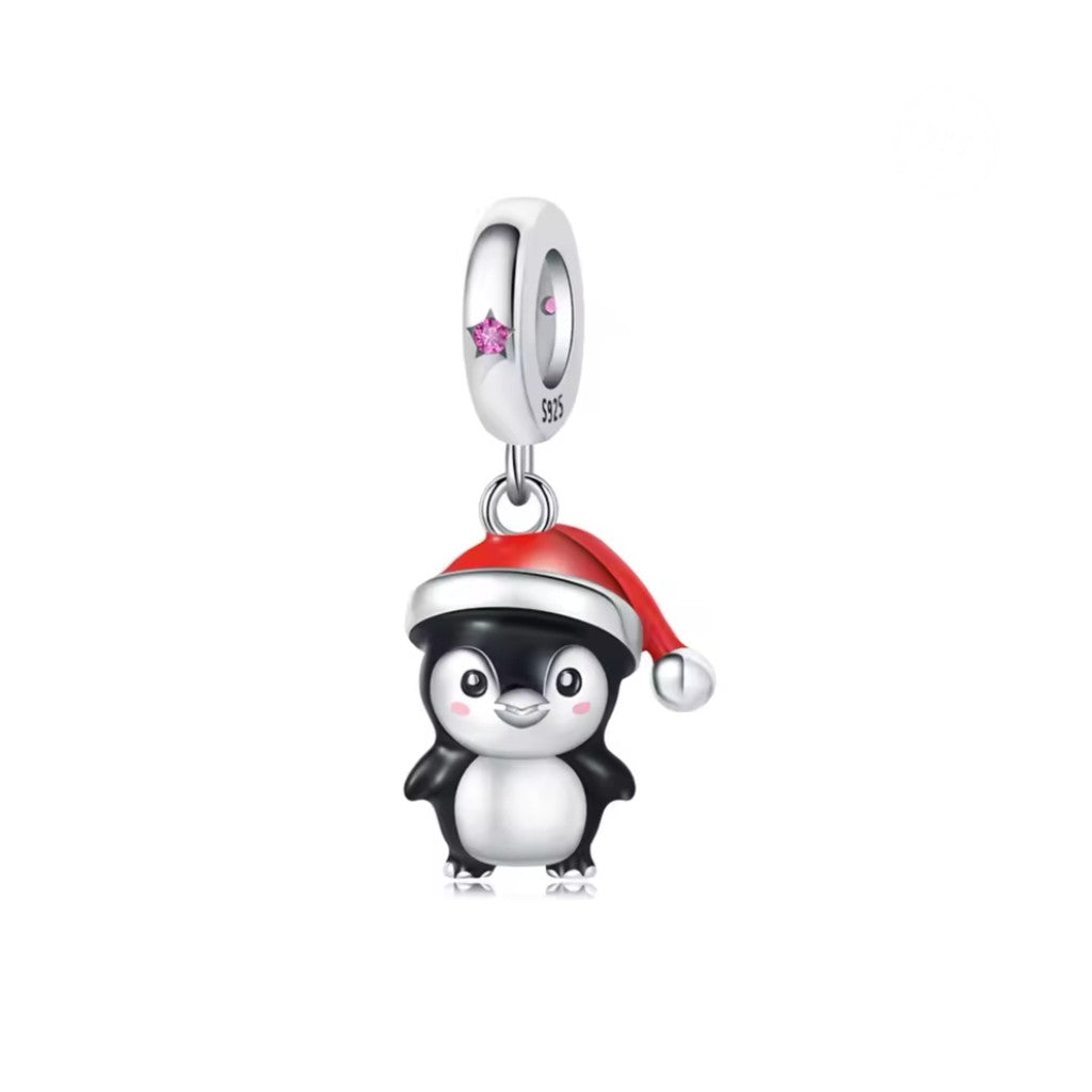 Charm Pingüino con Gorro Navideño