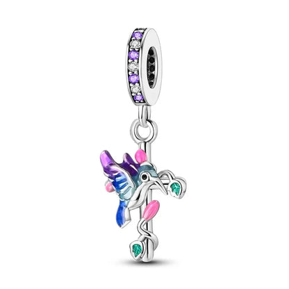 Charm Colibri y Cruz Floral