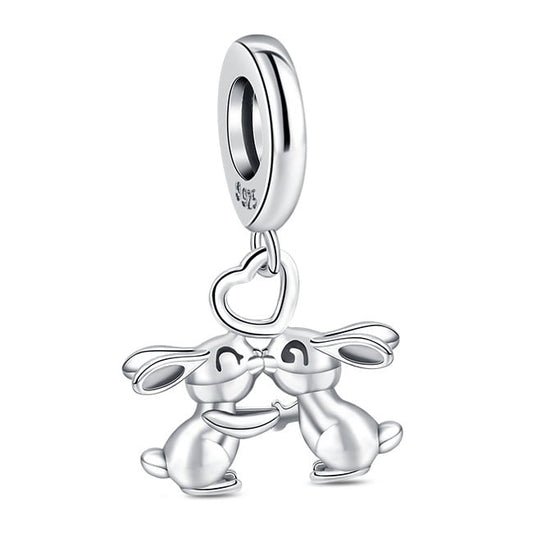 Charm Besito de Conejitos